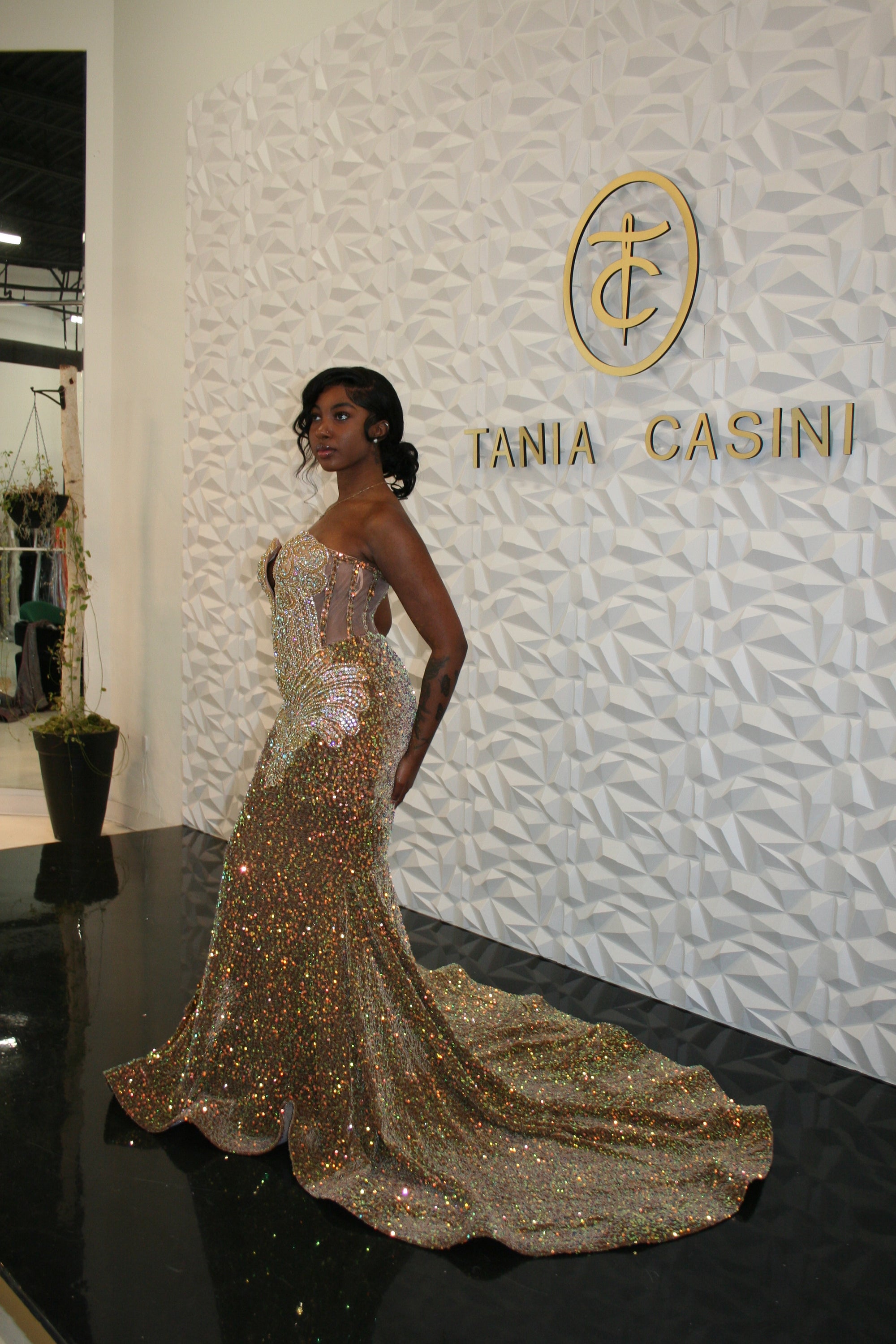 Nya Dress in dark gold irridescent